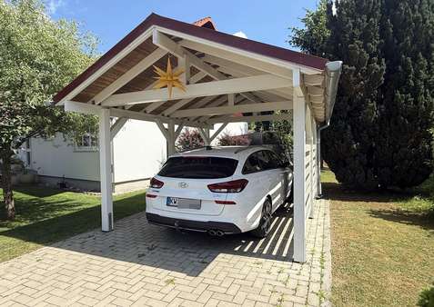 Carport im Einfahrtsbereich Carport im Einfahrtsbereich - Einfamilienhaus in 15741 Bestensee mit 158m² kaufen