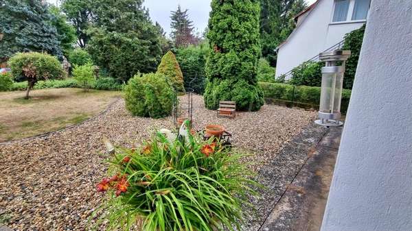 Vorgarten - Einfamilienhaus in 15806 Zossen mit 141m² kaufen