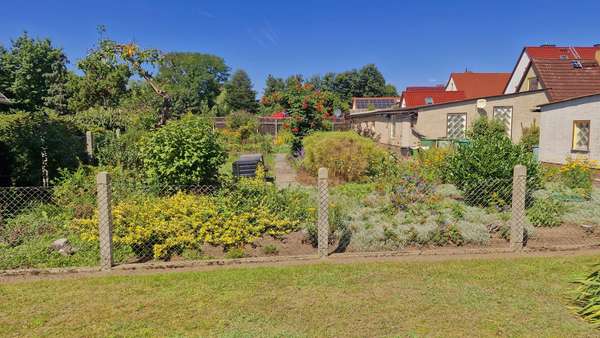 Außenansicht teilbares Grundstück Außenansicht teilbares Grundstück - Einfamilienhaus in 14806 Bad Belzig mit 180m² kaufen