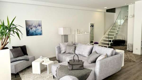 Wohnbereich 5.OG - Dachgeschosswohnung in 14776 Brandenburg mit 87m² kaufen