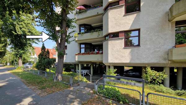 Straßenansicht Straßenansicht - Etagenwohnung in 12247 Berlin mit 118m² kaufen