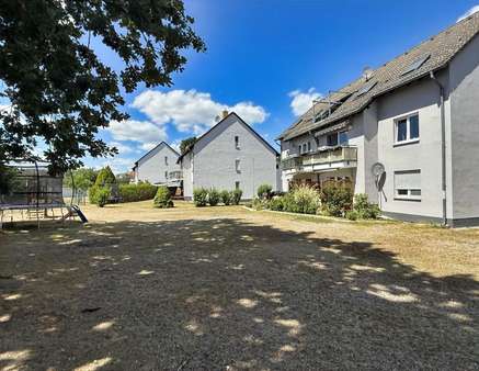Blick auf die Wohnanlage Blick auf die Wohnanlage - Etagenwohnung in 12529 Schönefeld mit 74m² kaufen
