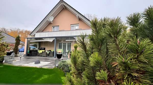 Familienhaus sucht neue Eigentümer! - Einfamilienhaus in 16761 Hennigsdorf mit 135m² kaufen