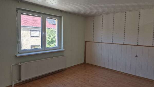 Zimmer 1 OG - Doppelhaushälfte in 16515 Oranienburg mit 90m² kaufen