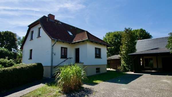 Einfahrt - Einfamilienhaus in 16798 Fürstenberg mit 150m² kaufen