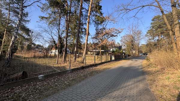 Straße - Grundstück in 15732 Schulzendorf mit 1336m² kaufen