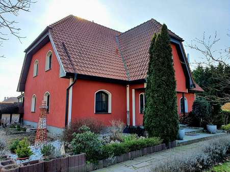 Frontansicht - Einfamilienhaus in 14806 Bad Belzig mit 217m² kaufen