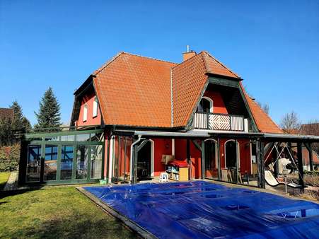Rückansicht - Einfamilienhaus in 14806 Bad Belzig mit 217m² kaufen