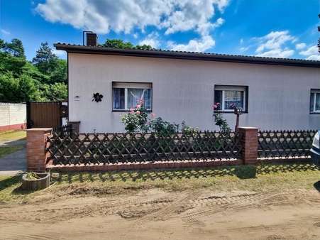 Front - Einfamilienhaus in 15838 Am Mellensee mit 115m² kaufen