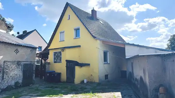 Schönes Zuhause auf großem Grundstück
