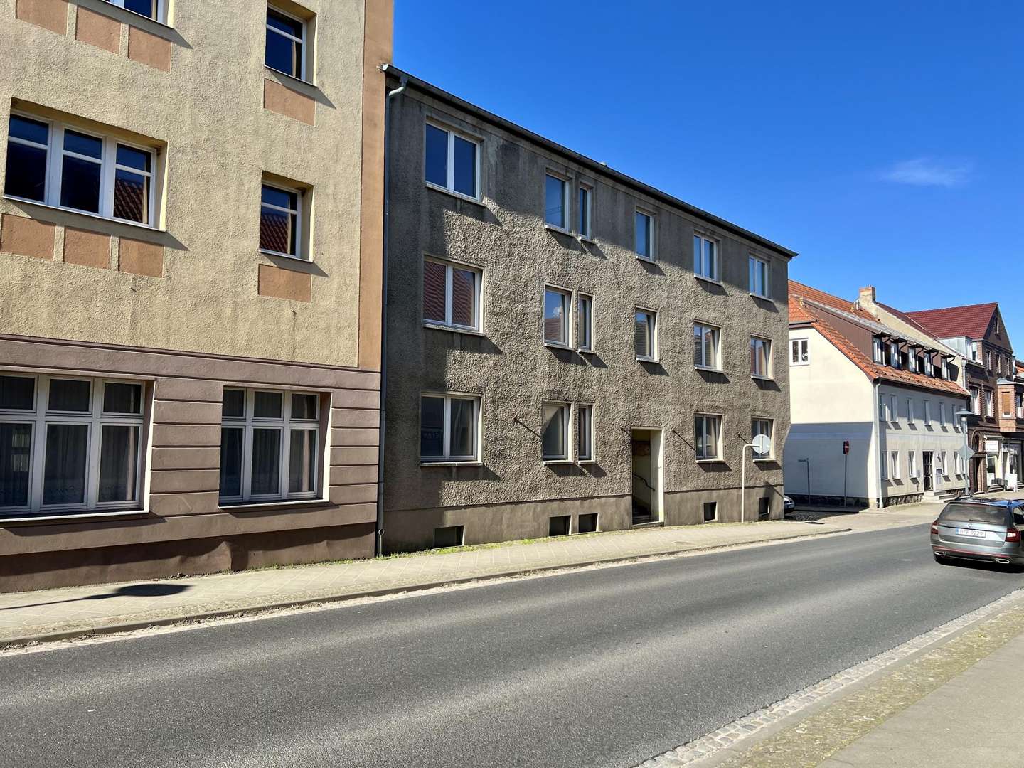55 Haupthaus (HH) - Mehrfamilienhaus in 16945 Meyenburg mit 928m² kaufen