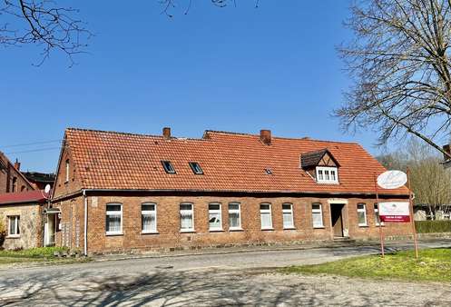 null - Zweifamilienhaus in 16928 Groß Pankow mit 400m² kaufen