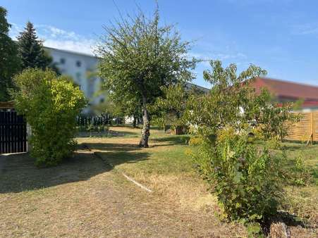 Blick zum Gartenbereich - Grundstück in 16909 Wittstock mit 710m² kaufen