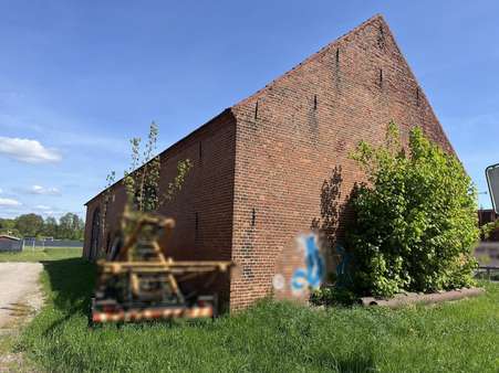 Scheune vorderes Grudnstück - Grundstück in 16866 Kyritz mit 800m² kaufen