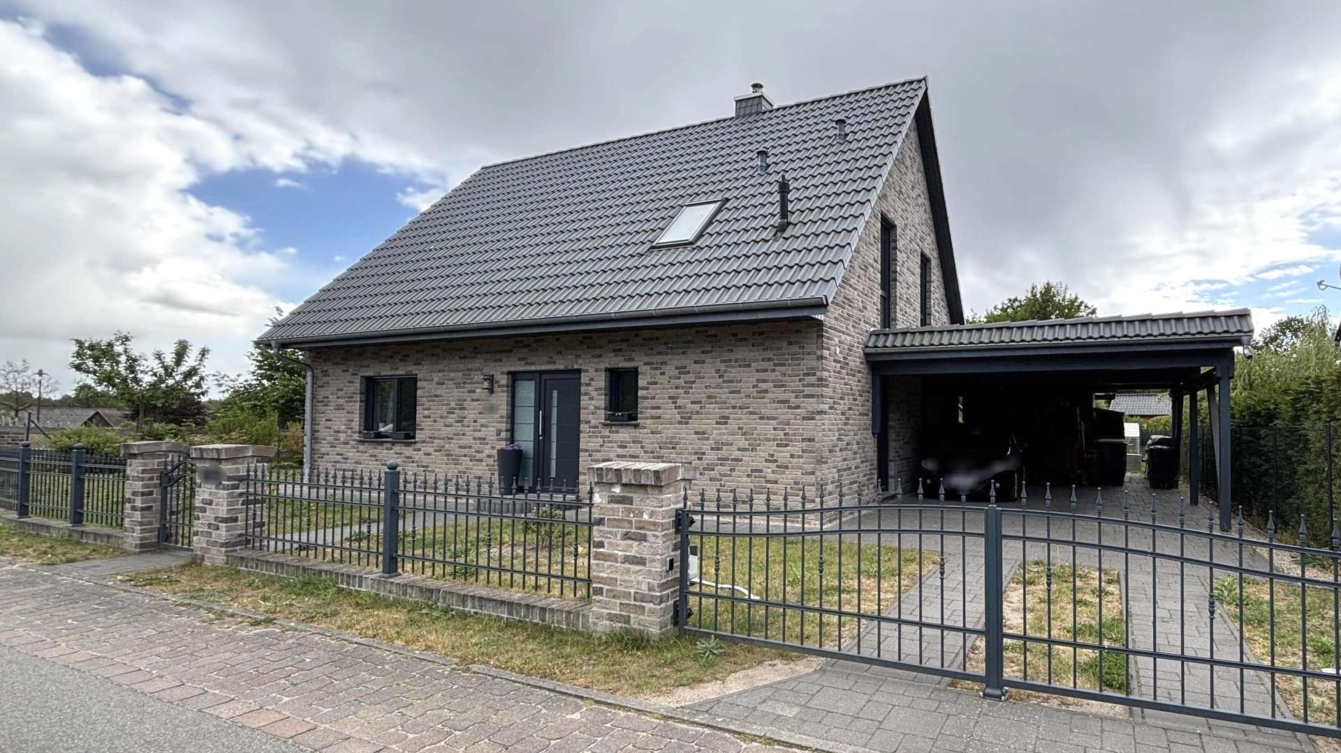 Straßenansicht - Einfamilienhaus in 16818 Rägelin mit 145m² kaufen