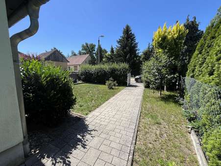 Zugang zum Grundstück Zugang zum Grundstück - Einfamilienhaus in 16845 Sieversdorf-Hohenofen mit 120m² kaufen