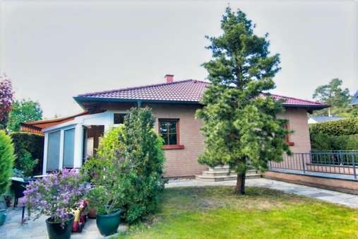 Hausansicht - Bungalow in 16348 Wandlitz mit 87m² kaufen