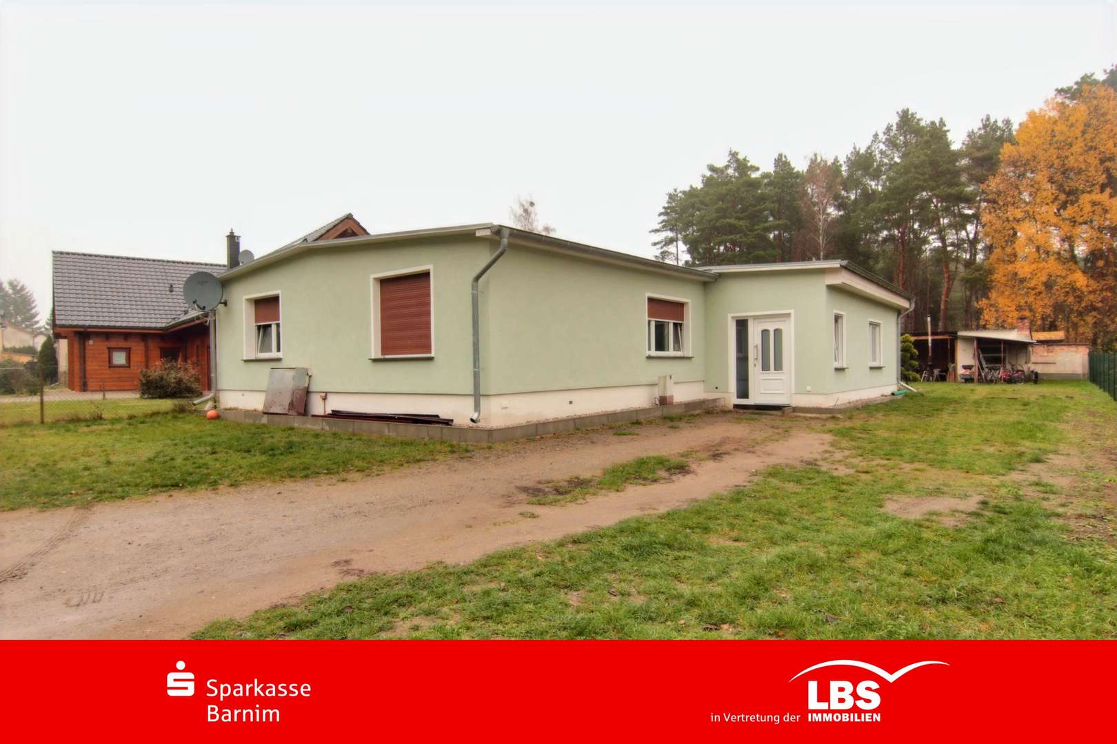 Hausansicht - Bungalow in 16244 Schorfheide mit 111m² kaufen