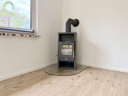 Kamin im Wohnzimmer Kamin im Wohnzimmer - Einfamilienhaus in 13127 Berlin mit 110m² kaufen