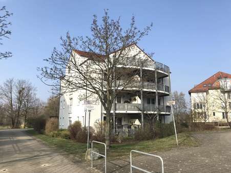 Rückansicht mit Blick in die Natur - Etagenwohnung in 16321 Bernau mit 68m² kaufen