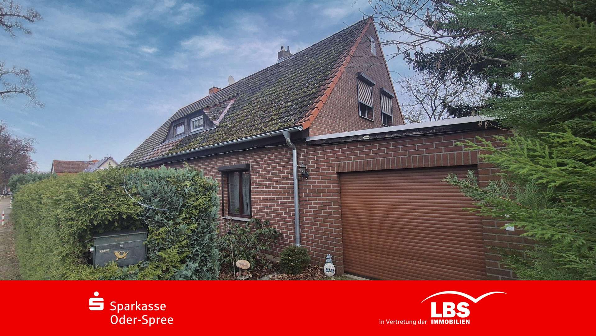 Straßenansicht Immobilie - Doppelhaushälfte in 15537 Erkner mit 104m² kaufen