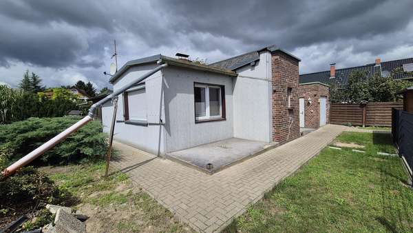 seitliche Frontansicht seitliche Frontansicht - Einfamilienhaus in 15569 Woltersdorf mit 65m² kaufen