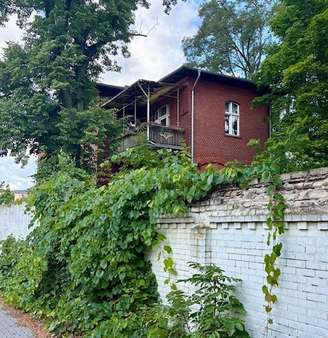 Mehrfamilienhaus in 12207 Berlin mit 350m² kaufen
