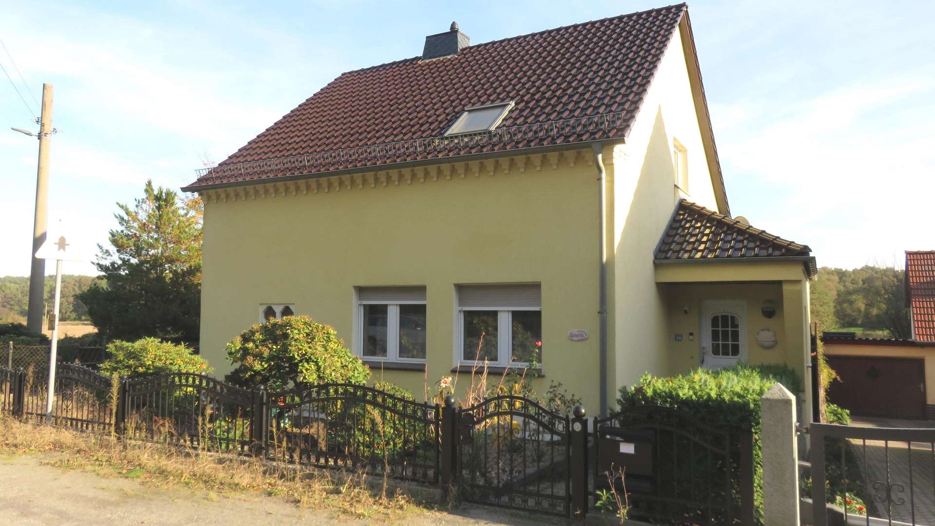 Straßenansicht - Einfamilienhaus in 03130 Spremberg mit 120m² kaufen