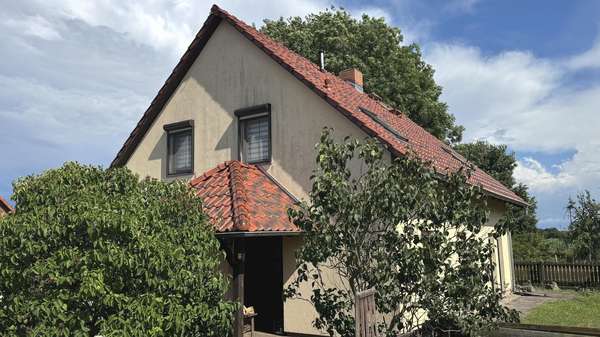 Hofansicht Hofansicht - Einfamilienhaus in 03172 Schenkendöbern mit 131m² kaufen