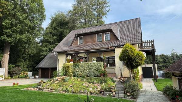 Hofansicht - Einfamilienhaus in 03226 Vetschau mit 203m² kaufen