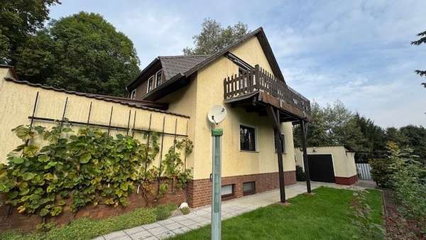 Seitennasicht - Einfamilienhaus in 03226 Vetschau mit 203m² kaufen