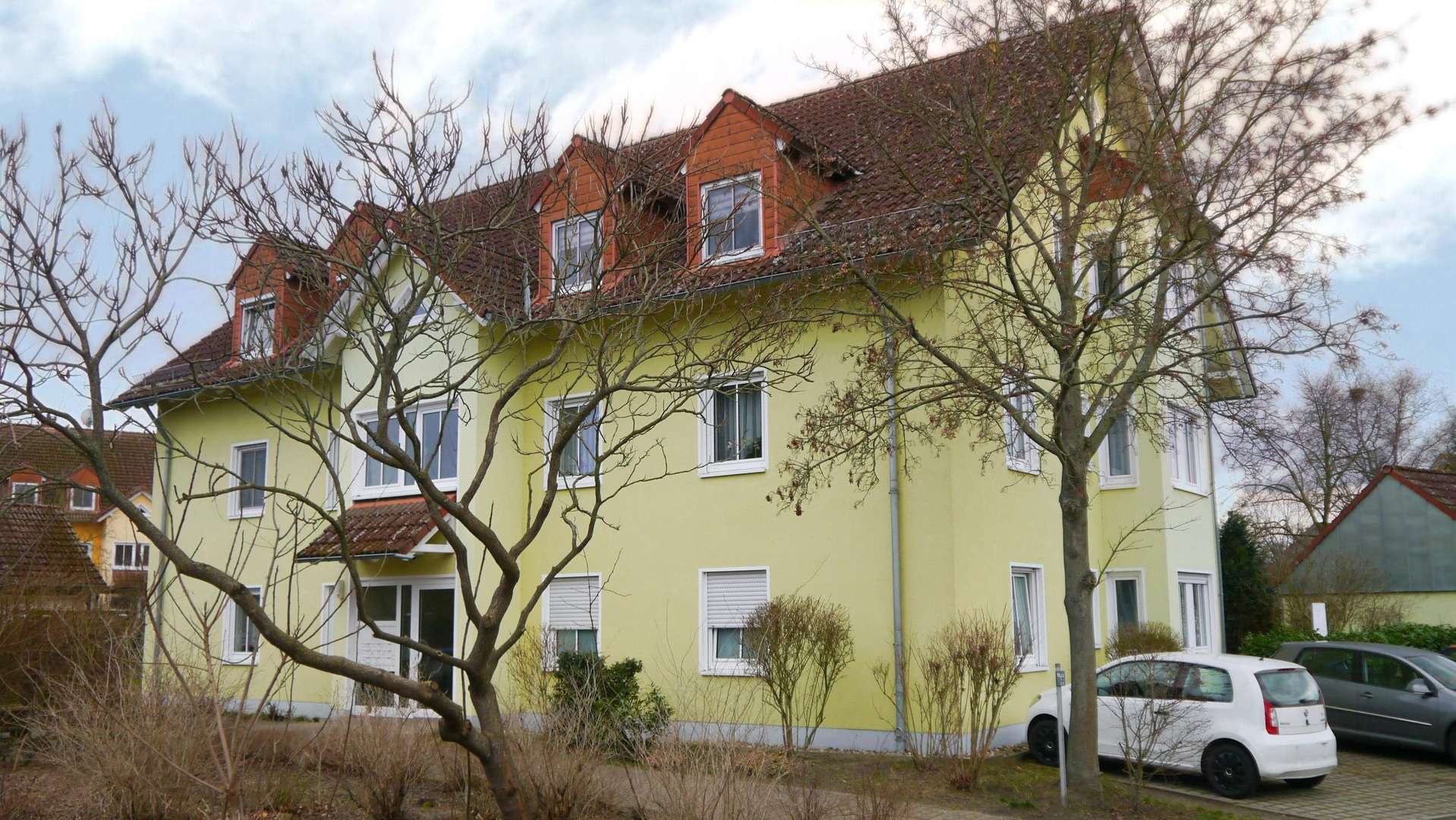 Straßenansicht - Erdgeschosswohnung in 03096 Werben mit 77m² kaufen