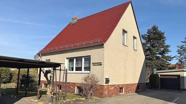 Hofeinfahrt - Einfamilienhaus in 03130 Spremberg mit 115m² kaufen