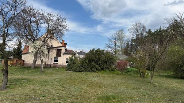 Blick vom Garten - Einfamilienhaus in 03130 Spremberg mit 140m² kaufen