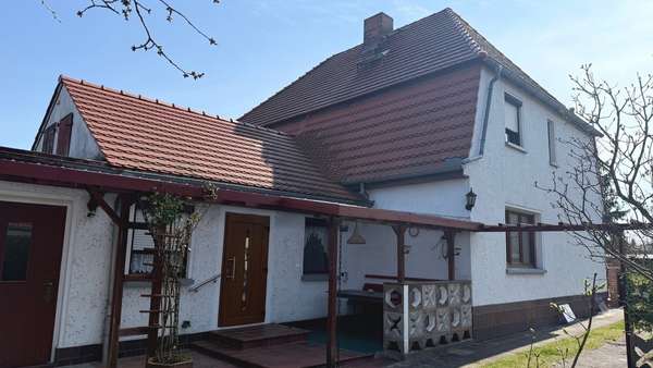 Seitenansicht Seitenansicht - Doppelhaushälfte in 03119 Welzow mit 81m² kaufen