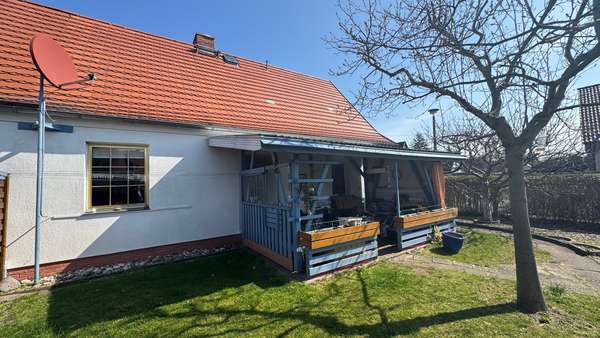Hofansicht - Doppelhaushälfte in 03185 Peitz mit 88m² kaufen