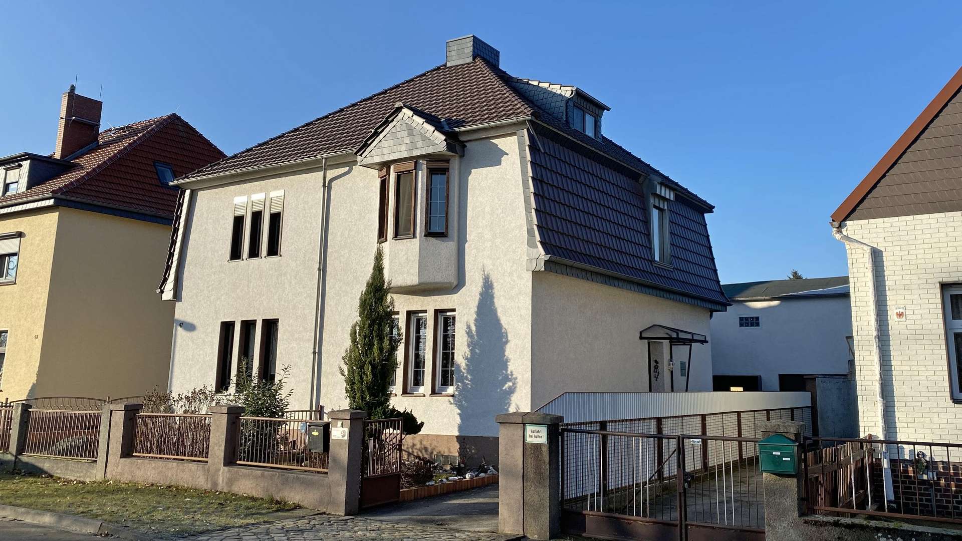 Straßenansicht - Doppelhaushälfte in 03149 Forst mit 100m² kaufen