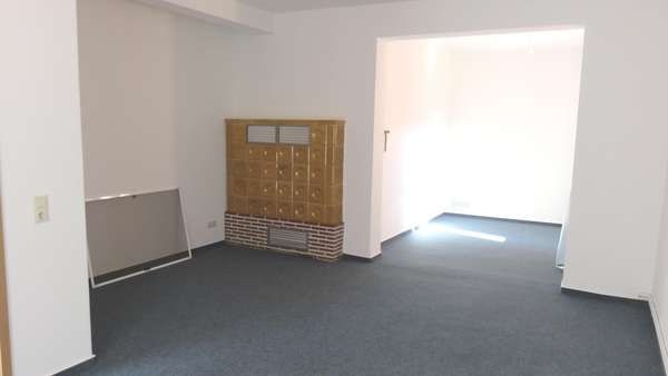 großes Büro - Ladenlokal in 03119 Welzow mit 70m² mieten