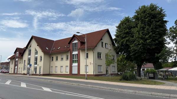 Straßenansicht Straßenansicht - Bürohaus in 03130 Spremberg mit 298m² kaufen