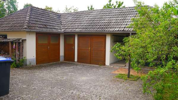 Garage und Nebengelass Garage und Nebengelass - Einfamilienhaus in 03042 Cottbus mit 108m² kaufen