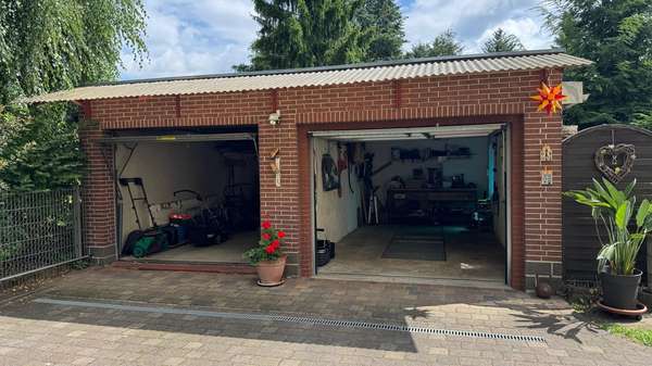 Doppelgarage Doppelgarage - Zweifamilienhaus in 03149 Forst mit 170m² kaufen