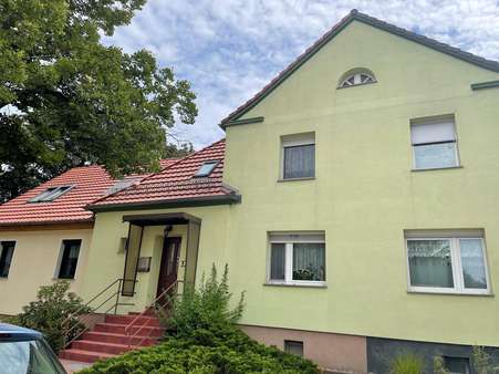 Straßenansicht - Reihenmittelhaus in 03130 Spremberg mit 120m² kaufen