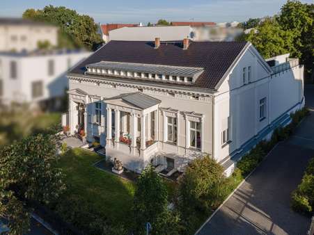 Ansicht von oben - Villa in 03044 Cottbus mit 700m² kaufen