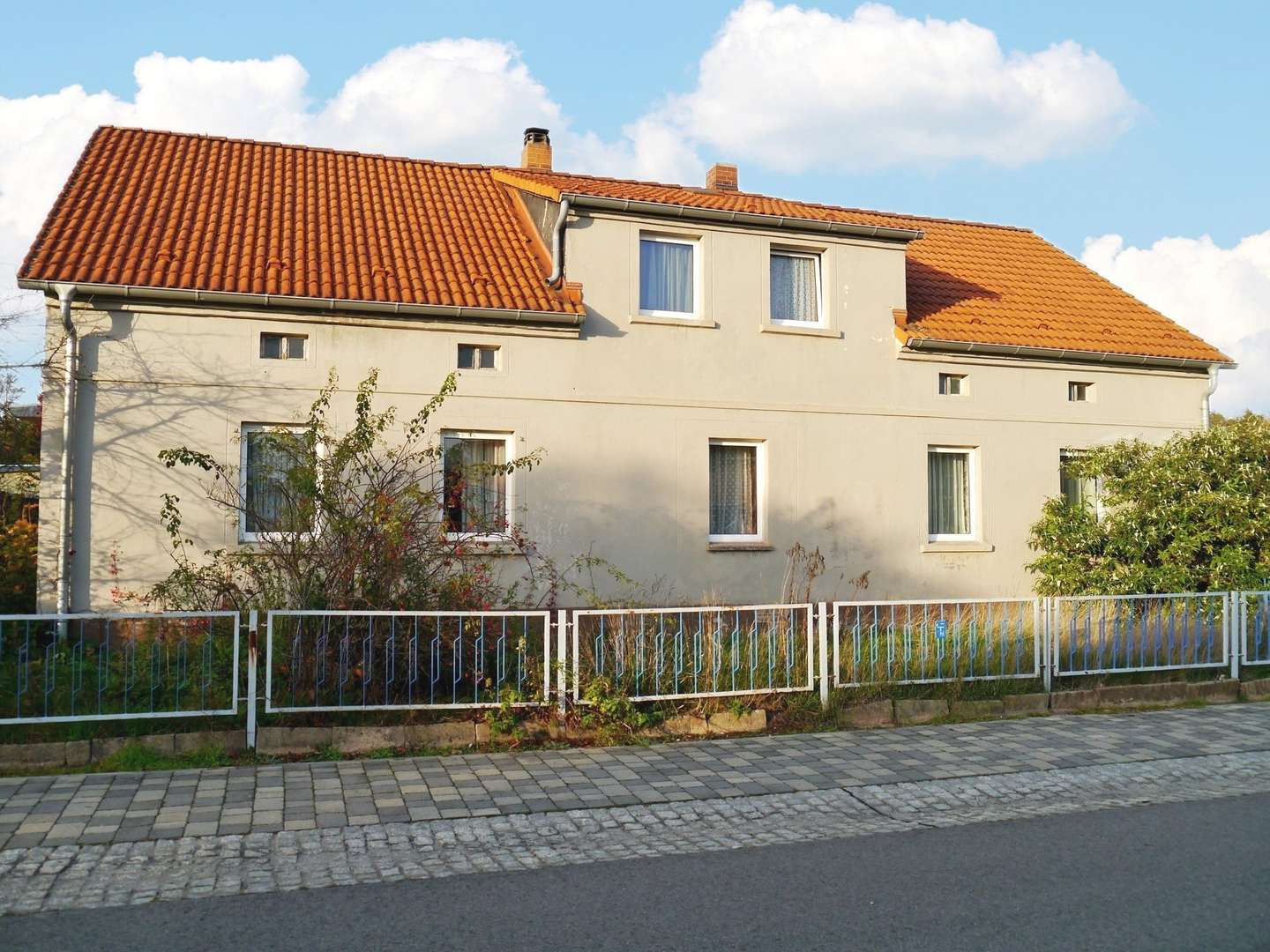 Straßenansicht - Einfamilienhaus in 03119 Welzow mit 153m² kaufen