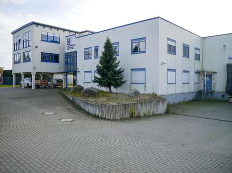 Bürobereich - Halle in 03099 Kolkwitz mit 2190m² kaufen