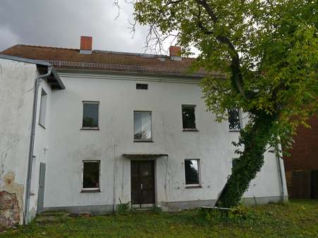 Hofansicht - Mehrfamilienhaus in 03119 Welzow mit 174m² kaufen