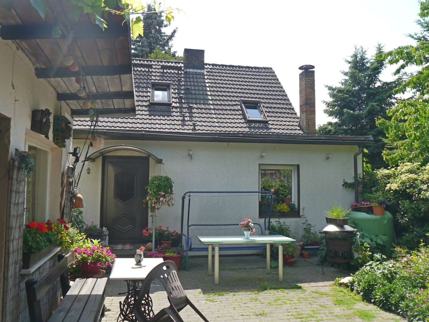 Hofansicht - Doppelhaushälfte in 03119 Welzow mit 110m² kaufen