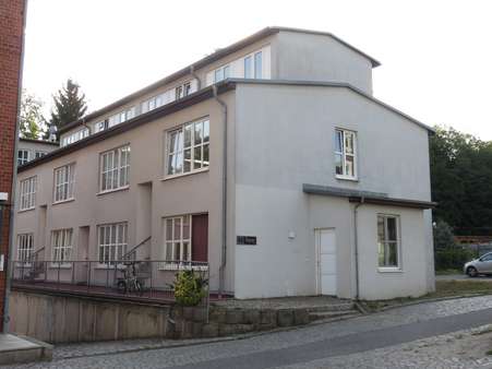 Straßenansicht - Etagenwohnung in 03130 Spremberg mit 80m² kaufen