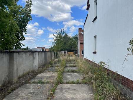 Hofeinfahrt - Einfamilienhaus in 03130 Spremberg mit 147m² kaufen