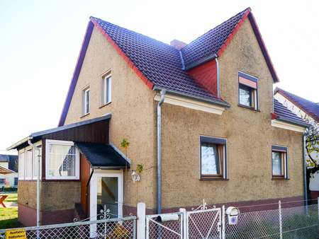 Straßenansicht - Einfamilienhaus in 03096 Burg mit 105m² kaufen